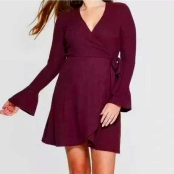 Xhilaration Dresses & Skirts - Xhilaration Faux Wrap Sweater Dress